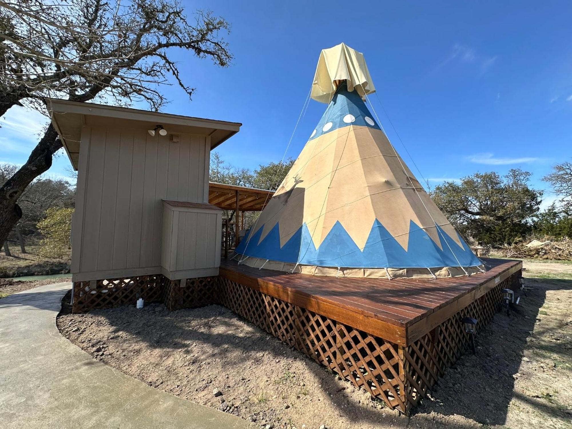 Bandera Stronghold - Cochise Tipi Exteriér fotografie